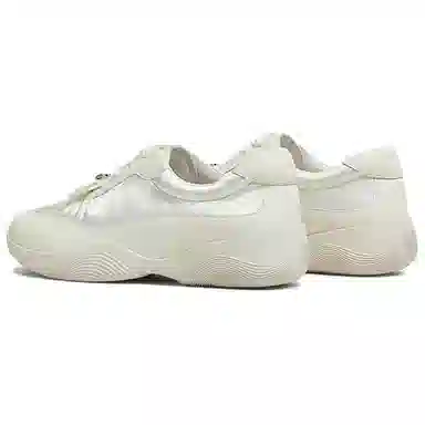 他她 经典气质潮流 低帮 生活休闲鞋 女款