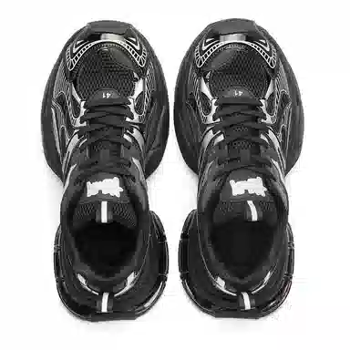 MVA Star River Black