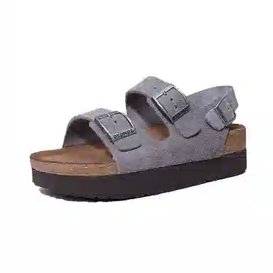 Dongyuan Sandals