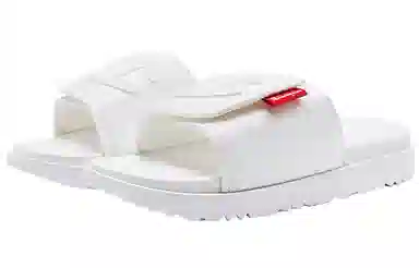 Champion Campus Slide 1919 C logo