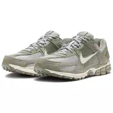 Nike Air Zoom Vomero 5 Grey