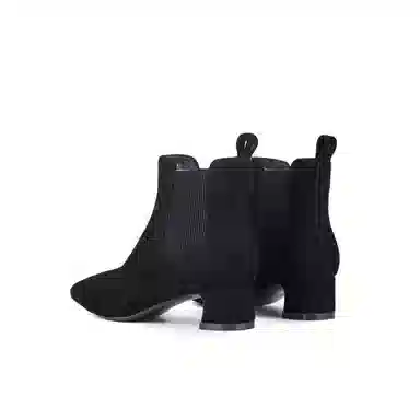 ELLE Chelsea Boots