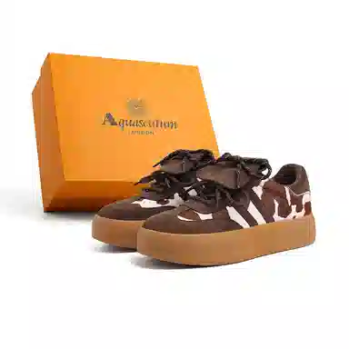 AQUASCUTUM