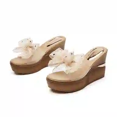 DAPHNE Classic Platform Sandals Champagne