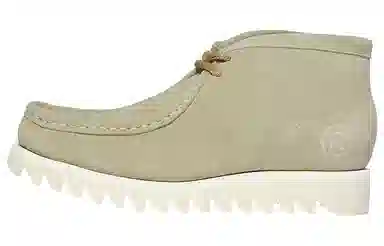 A BATHING APE Manhunt