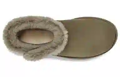 UGG Classic Novelty