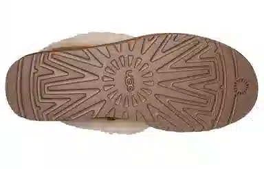 UGG Ankle Snow Boots Women's Chestnut