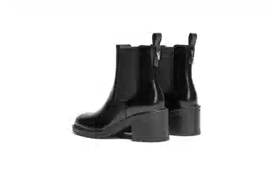 BELLE Chelsea Boots Black