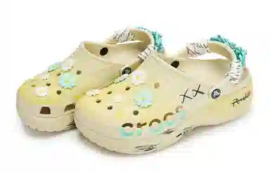 Crocs Baya Platform Clog 811