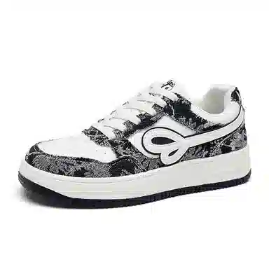 KOMETA.A Low Top Sneakers