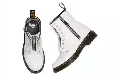Dr. Martens 1460 White