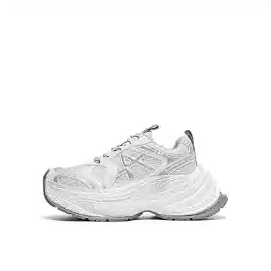 Acupuncture Classic Retro Low Dad Sneakers