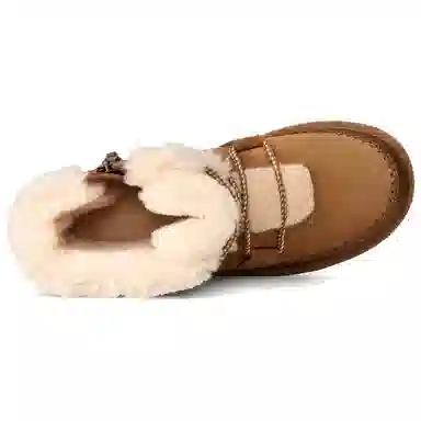 UGG Classic Novelty