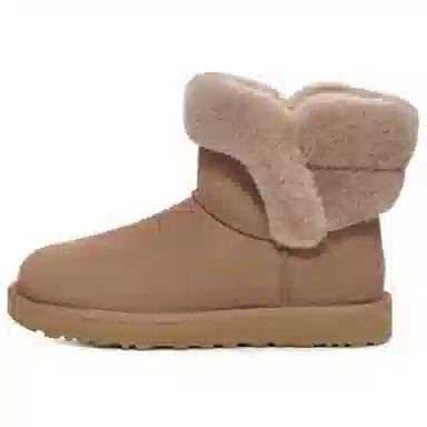 UGG