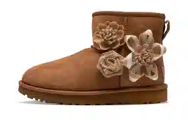 UGG Classic Mini Bloom