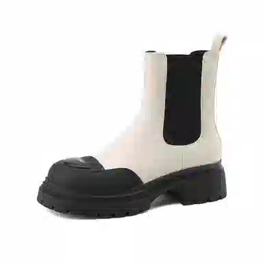 Josiny Chelsea Boots