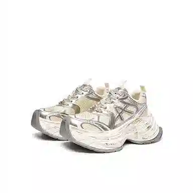 Acupuncture Classic Retro Low Dad Sneakers