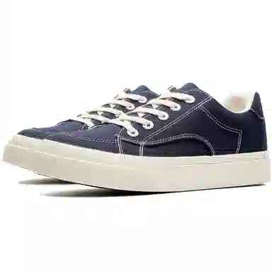 medd Classic Canvas Sneakers