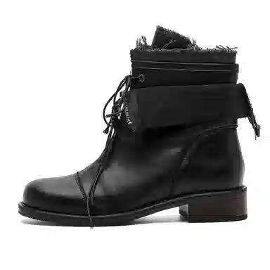 Chi Lang Martin Boots Platform