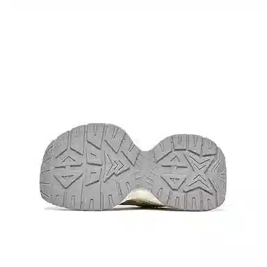 Acupuncture Classic Retro Low Dad Sneakers