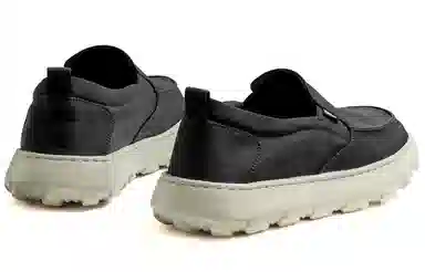 Leaveland Canvas Slip-On