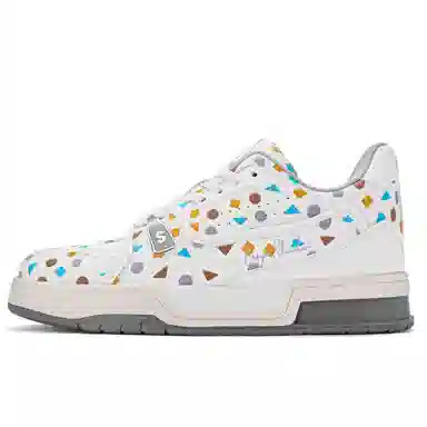 Crayon Shinchan Classic Low Sneakers