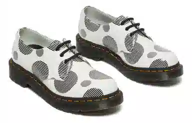 Dr. Martens 1461 White