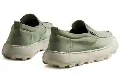 Leaveland Canvas Slip-On