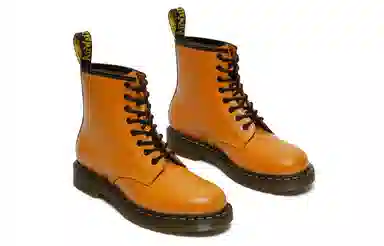 Dr. Martens 1460 Pumpkin Orange