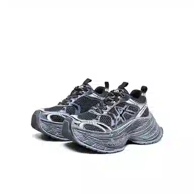 Acupuncture Classic Retro Low Dad Sneakers