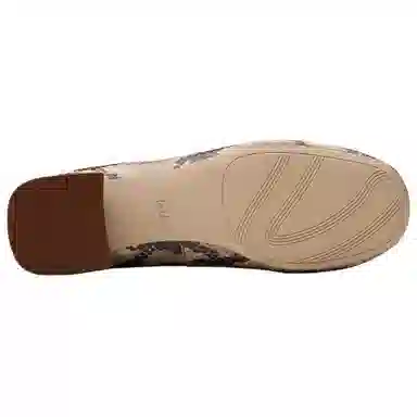 Clarks Daiss 30 Shine