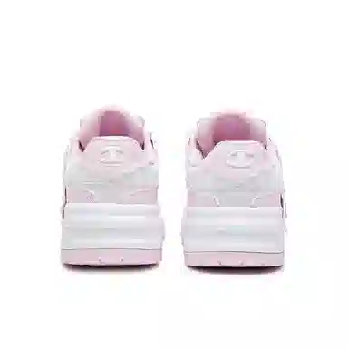 Champion Essentials Towel Skate Logo