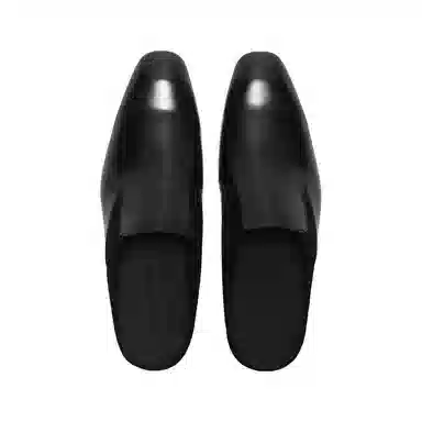 Terra Incognita Rose Embroidered Chelsea Slides