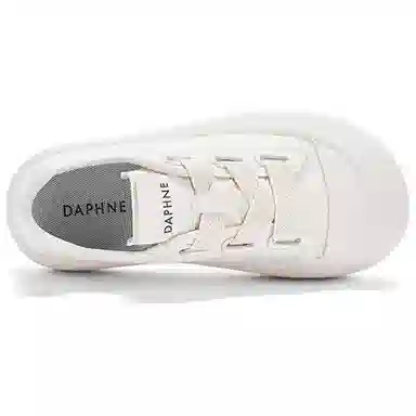 DAPHNE Low Top Sneakers