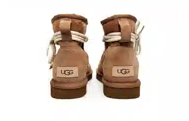 UGG CLASSIC MINI