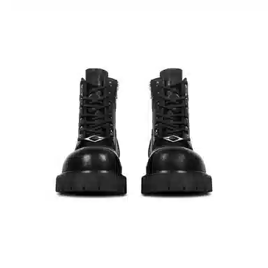 Terra Incognita Martin Boots Black