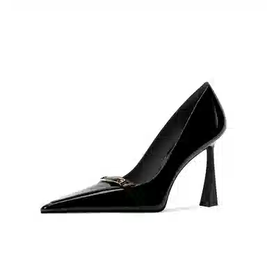 Sasini Man Patent Leather Pumps