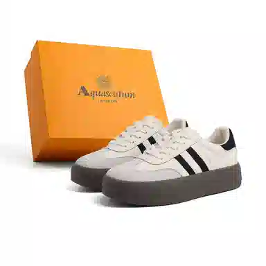 AQUASCUTUM