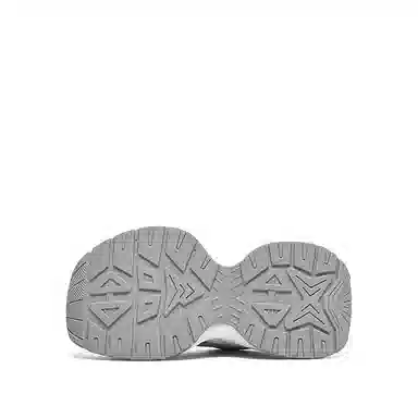 Acupuncture Classic Retro Low Dad Sneakers