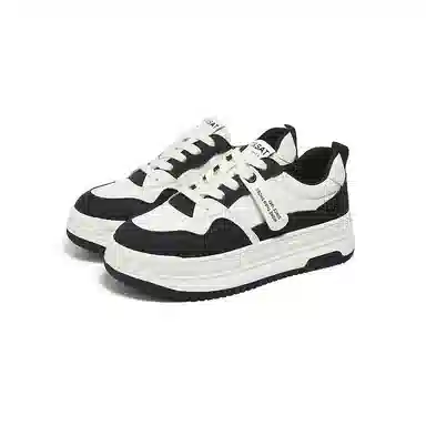 ST&SAT Low Top Sneakers