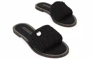 Charles & Keith Chalk/Black Textured