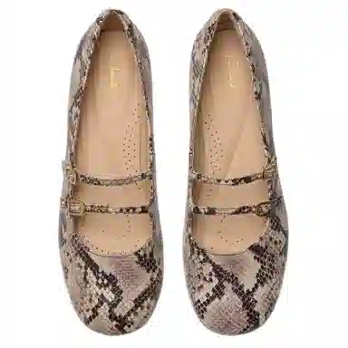 Clarks Daiss 30 Shine