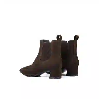 ELLE Chelsea Boots