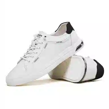 Kangnai Low Top Sneakers