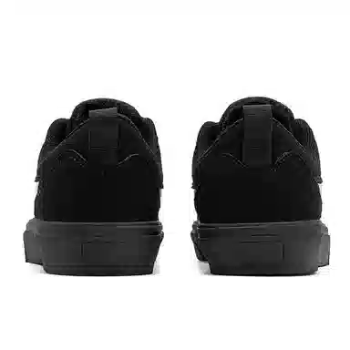 N6K8 Low Top Sneakers