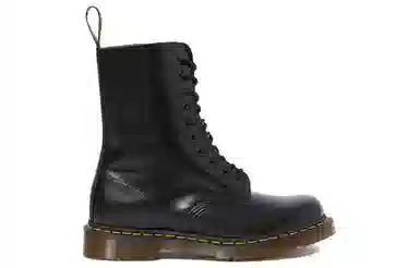 Dr. Martens 1490 Black