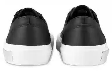 Unawares. x ARTICLE NO.