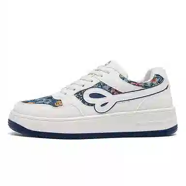 KOMETA.A Low Top Sneakers