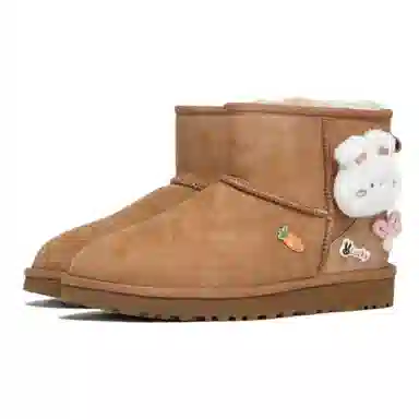 UGG Classic Mini