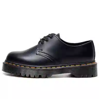 ApsdAa x VFTS Low Top Sneakers Black